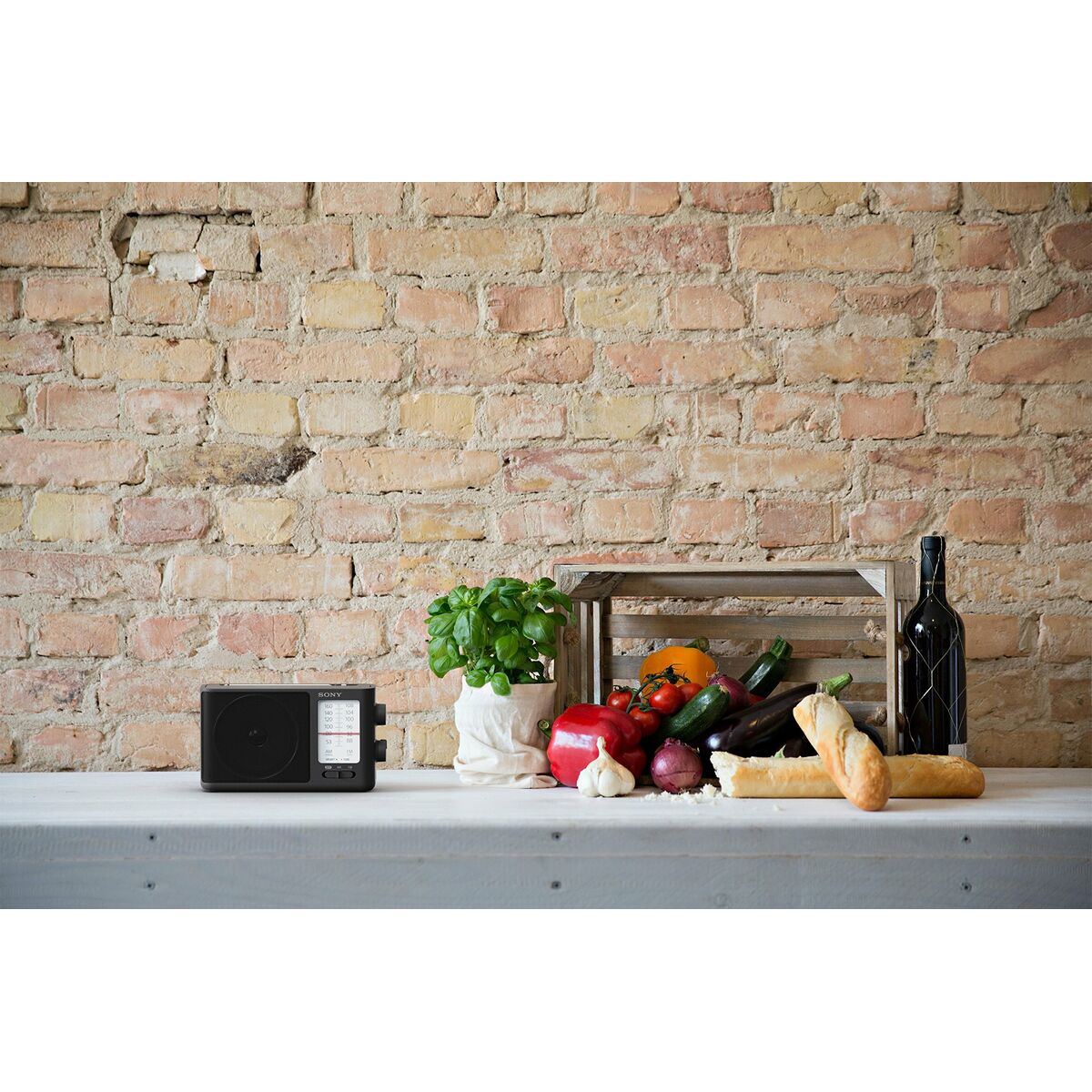 Transistor Radio Sony ICF506 Black AM/FM