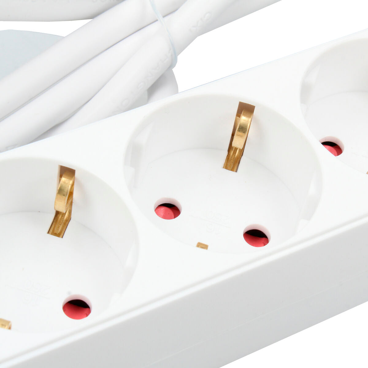 3-socket plugboard without power switch TM Electron TMUAD503 White 3680 W (1,5 m)